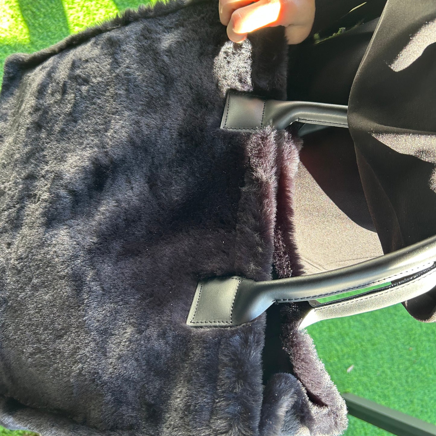 Bolso tote de pelo negro personalizado